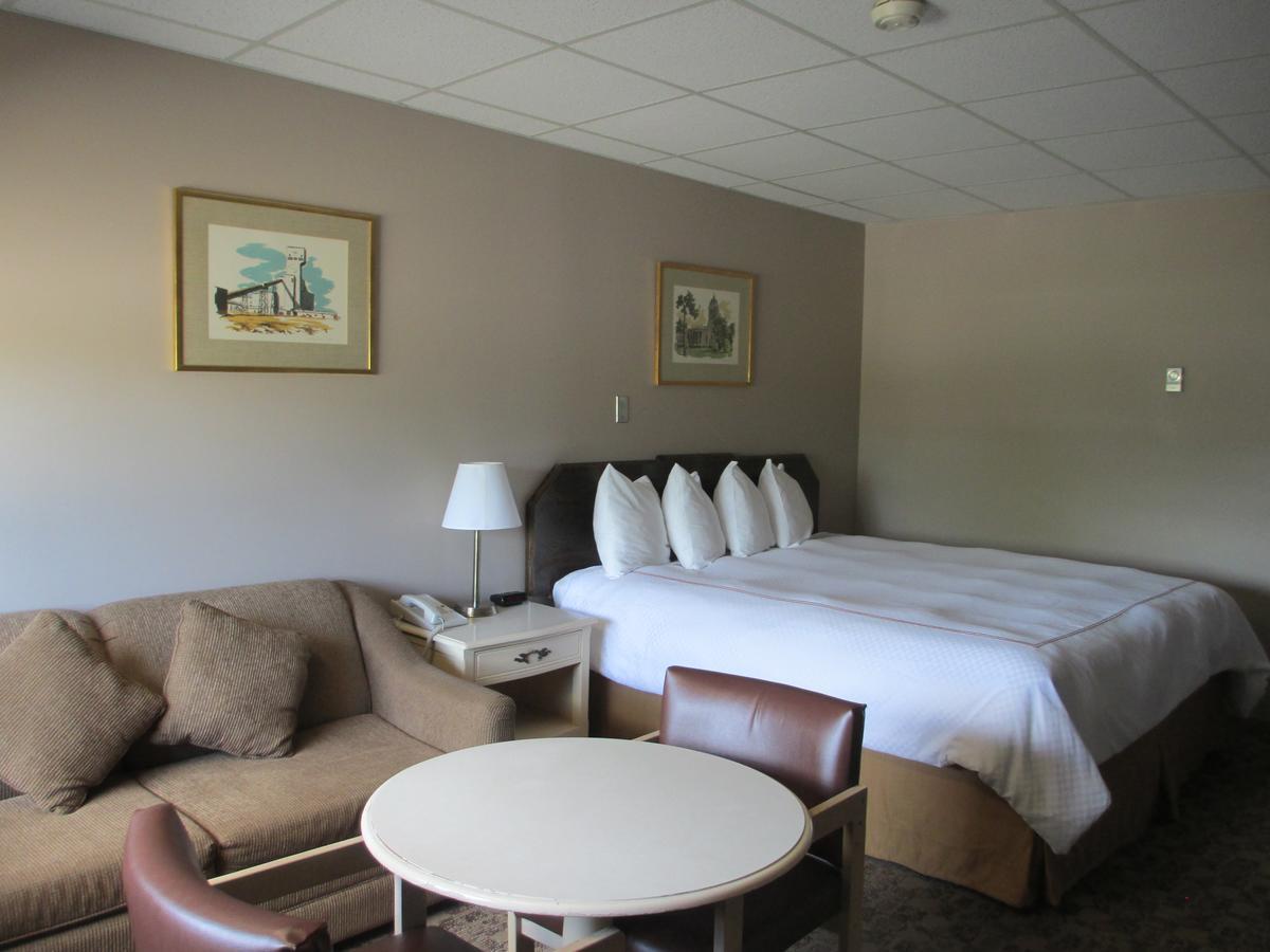 Balmer Hotel Ред Лейк Екстериор снимка